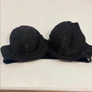 Vintage Lacy’s Elegant Black Lace Strapless Bra